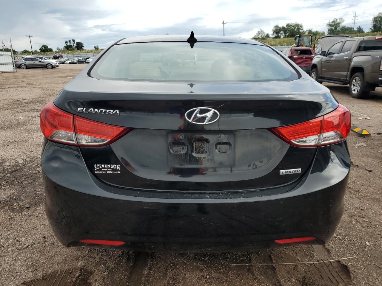 5NPDH4AE7DH381186 2013 Hyundai Elantra Gls