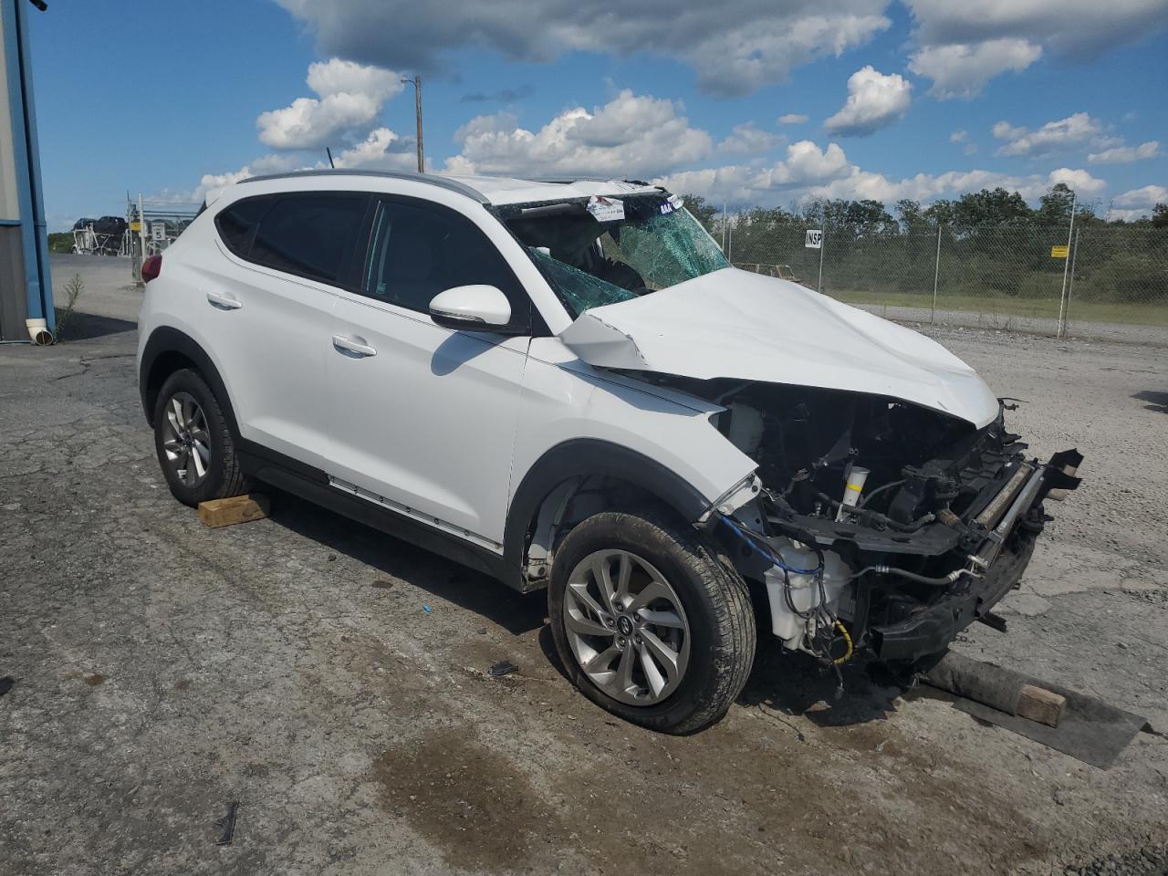 2016 Hyundai Tucson - Image 4