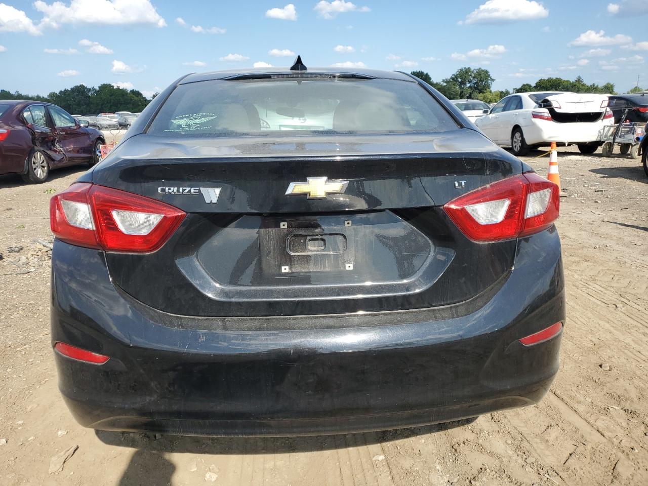 2018 Chevrolet Cruze Lt VIN: 1G1BE5SM2J7173978 Lot: 67398514