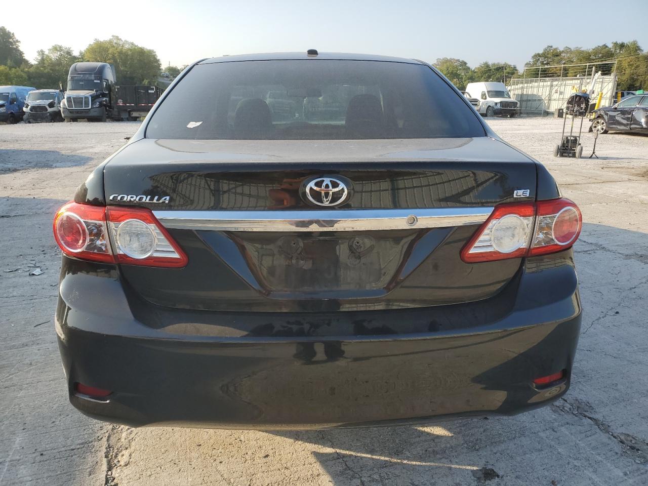 2T1BU4EE7DC985725 2013 Toyota Corolla Base