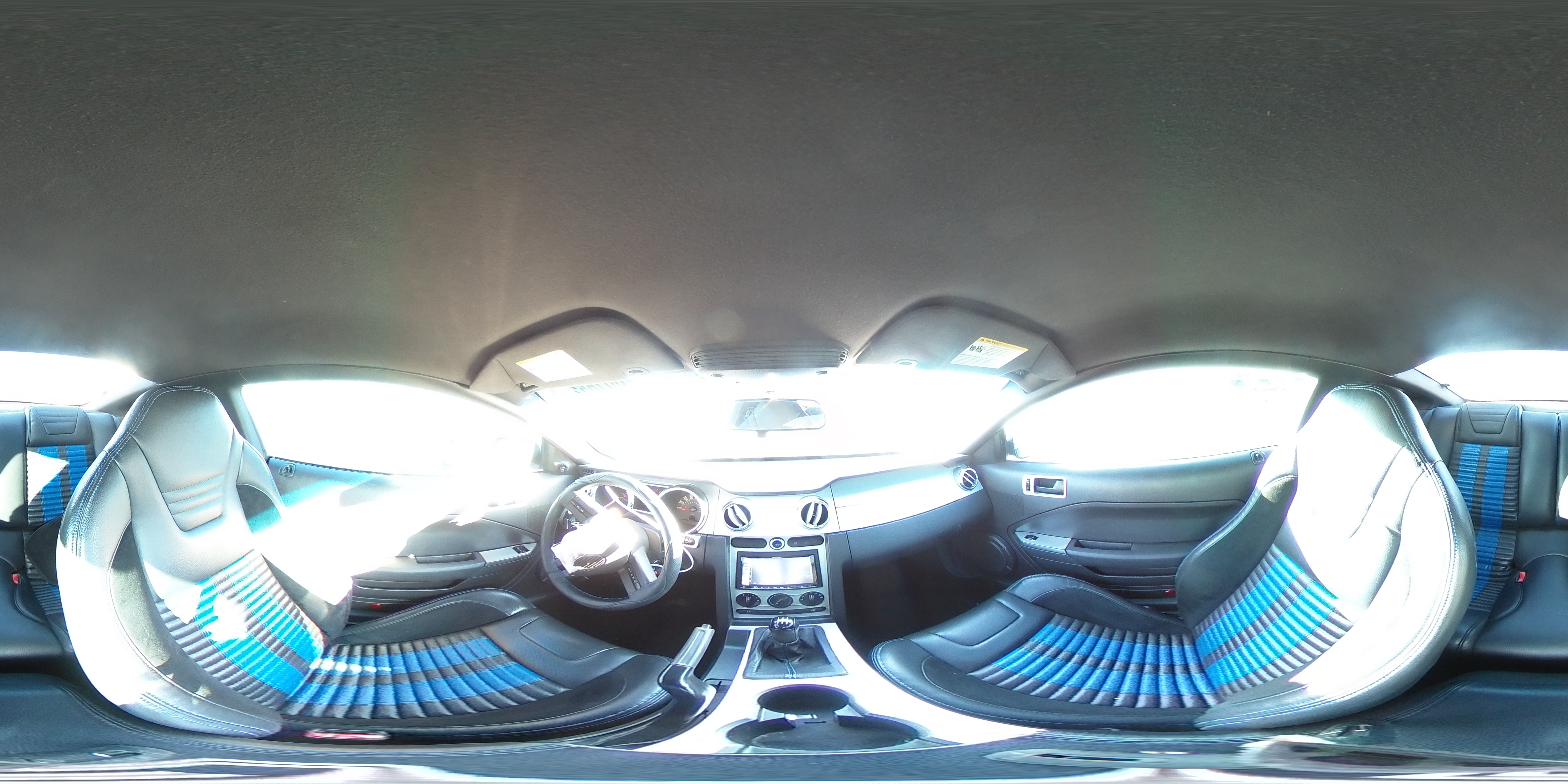 2006 Ford Mustang - Image 13