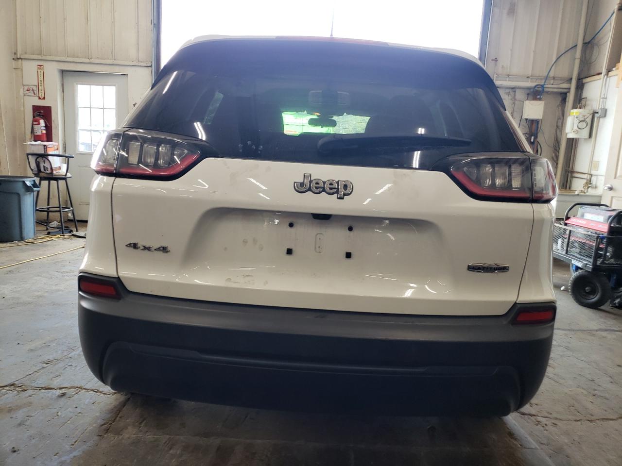 2019 Jeep Cherokee Latitude VIN: 1C4PJMCB4KD462718 Lot: 68063164