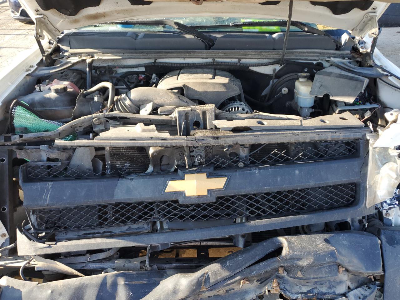 2009 Chevrolet Silverado - Image 11