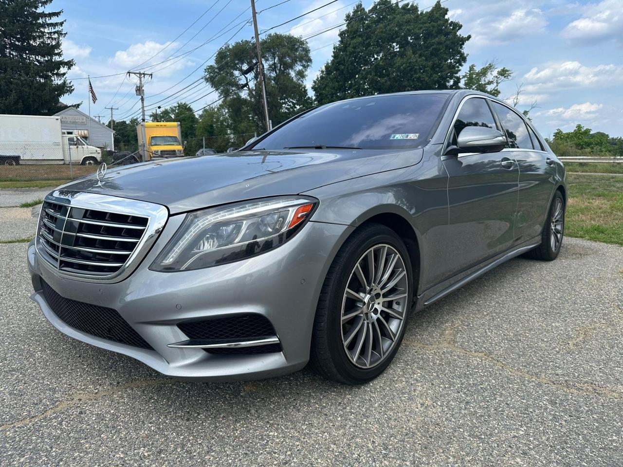 2015 Mercedes-Benz S 550 4Matic VIN: WDDUG8FB7FA115899 Lot: 69131024