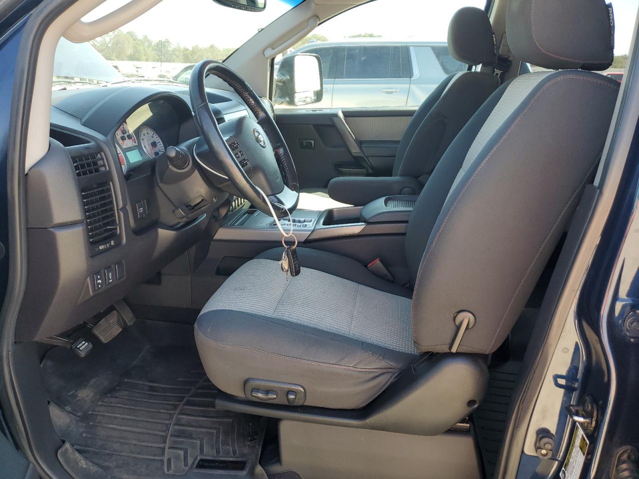 2008 Nissan Titan Xe VIN: 1N6AA07C98N323198 Lot: 68575004