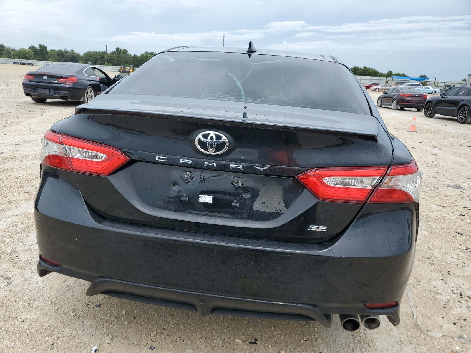 2019 Toyota Camry L vin: 4T1B11HK1KU825120