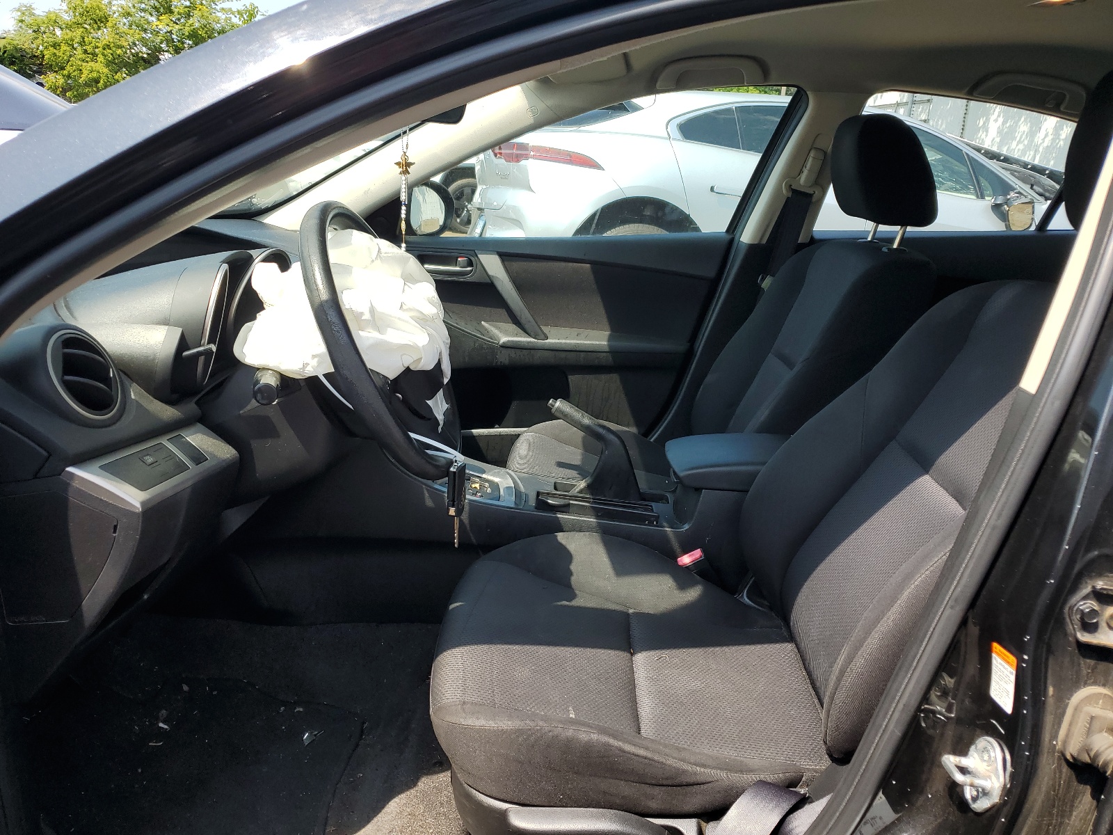 JM1BL1VG4B1408591 2011 Mazda 3 I