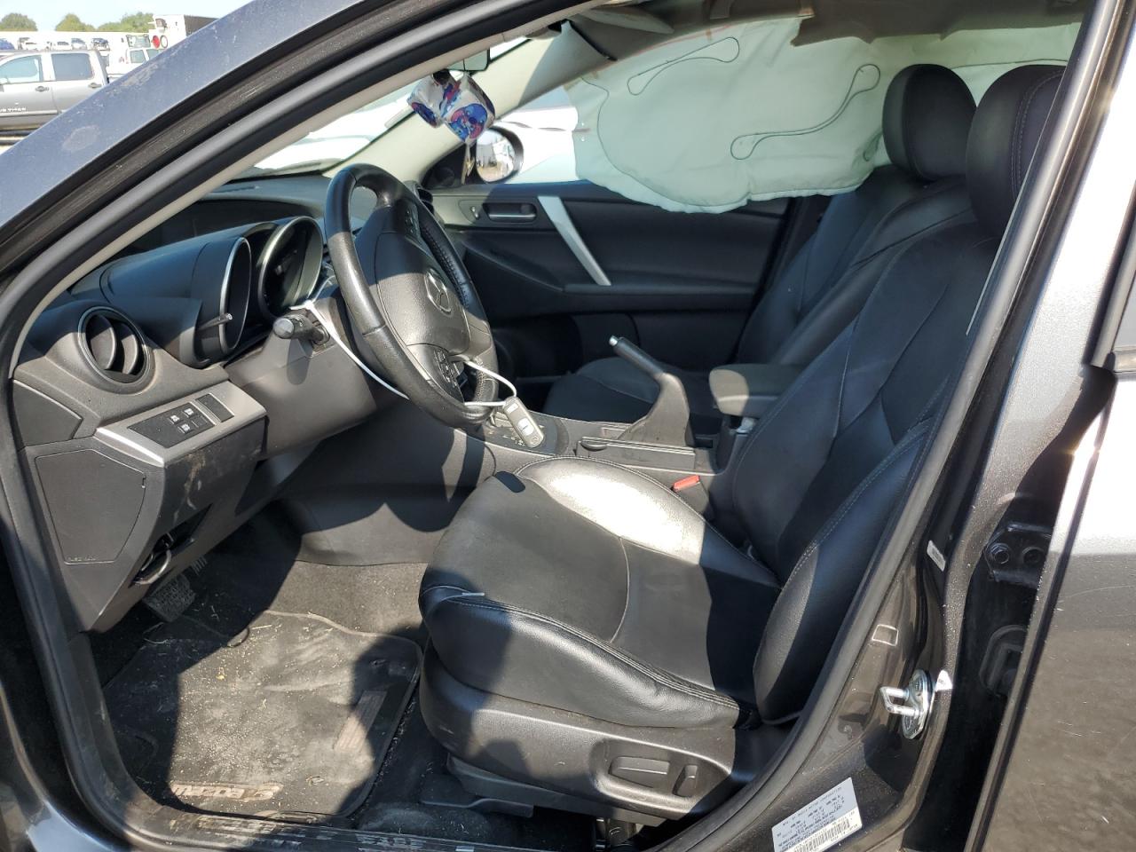 2013 Mazda 3 - Image 7