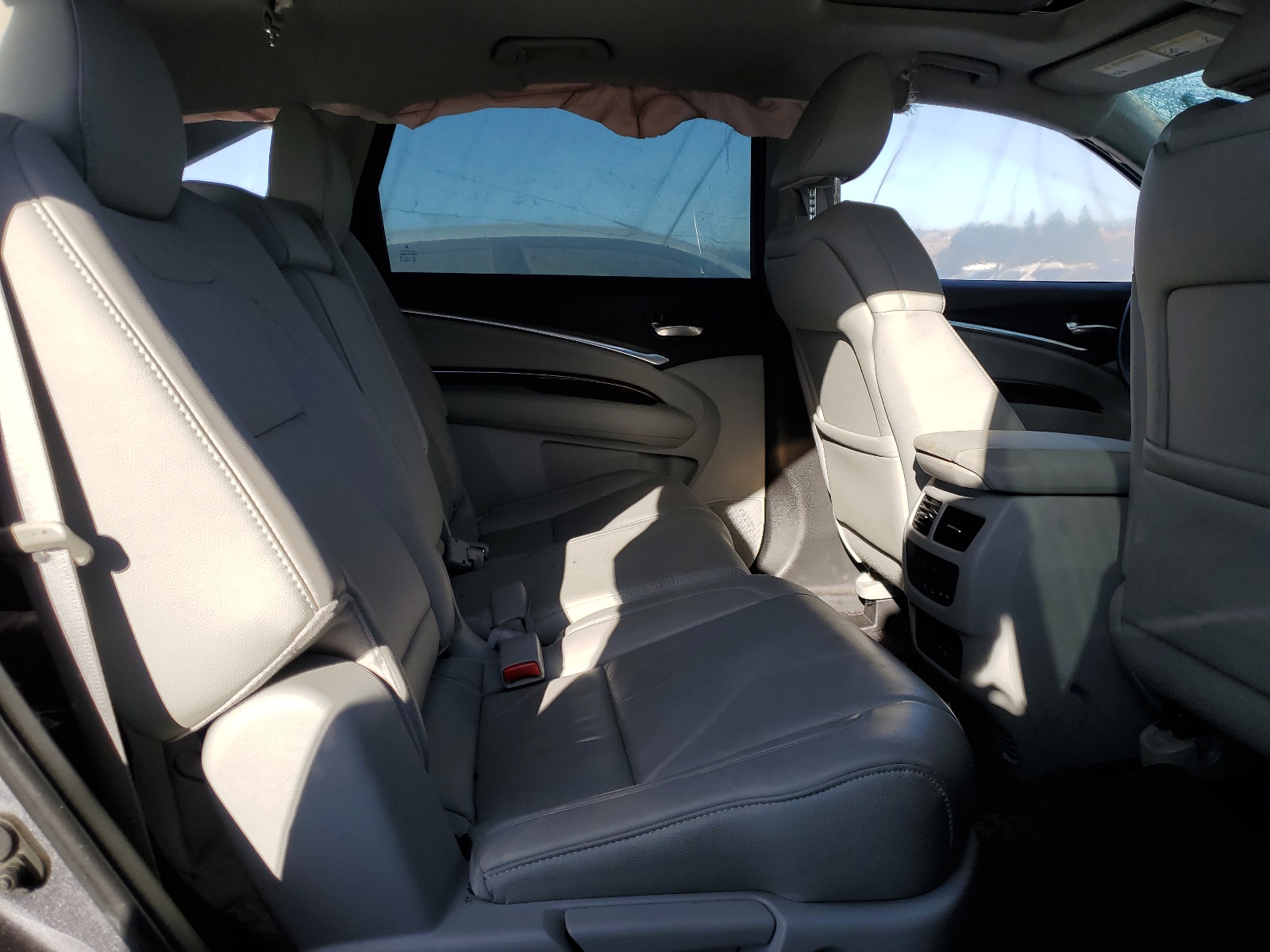 5J8YD3H33JL007727 2018 Acura Mdx