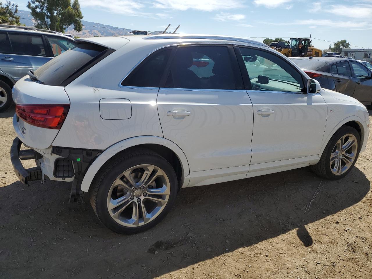 2018 Audi Q3 Premium Plus VIN: WA1JCCFS4JR008227 Lot: 65674984