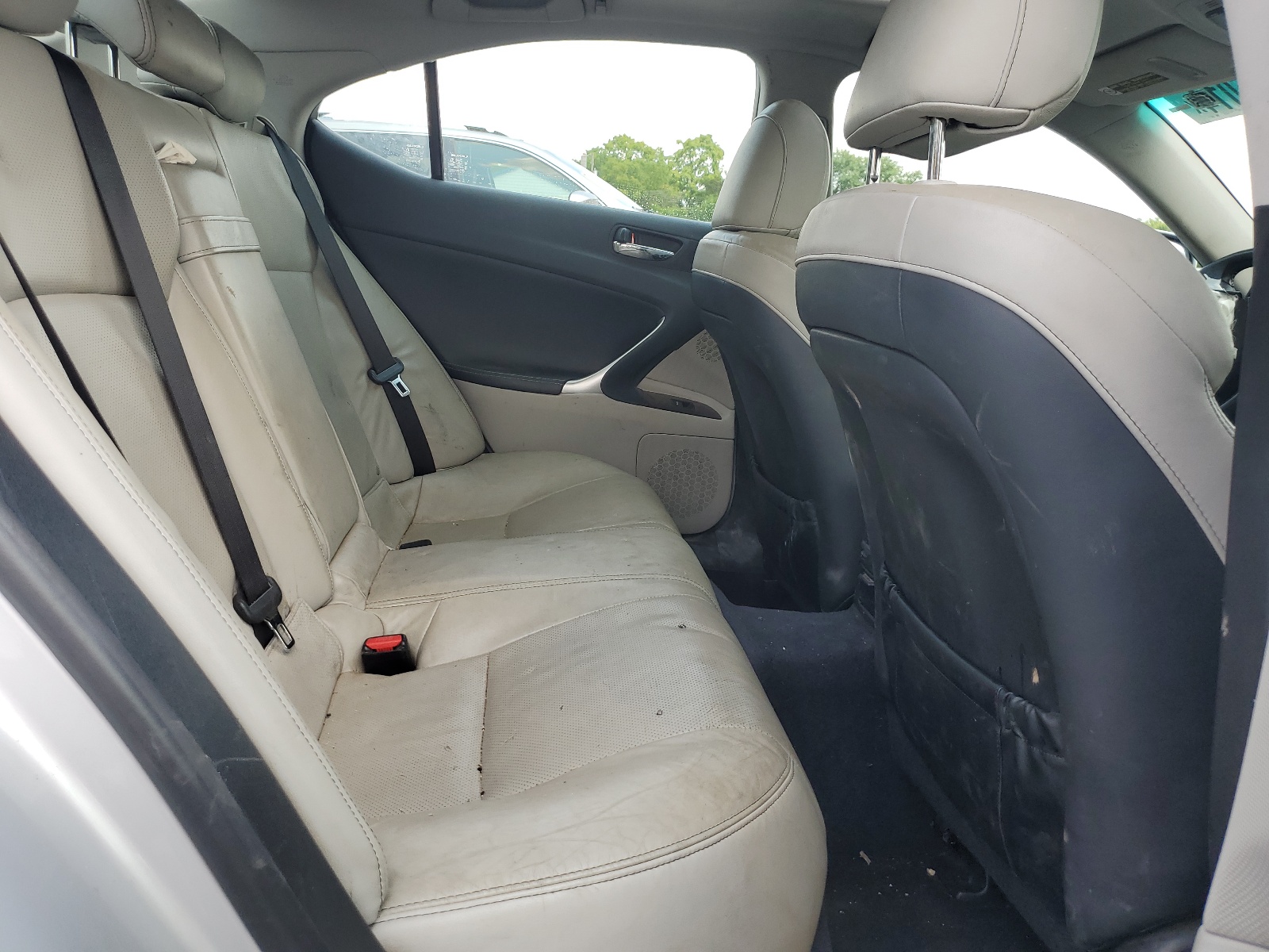 JTHCF5C24A5044172 2010 Lexus Is 250