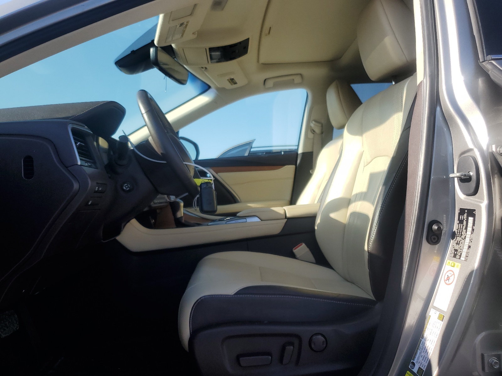 2T2BZMCA0HC067611 2017 Lexus Rx 350 Base