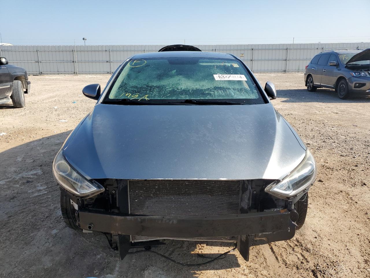 2018 Hyundai Elantra - Image 5