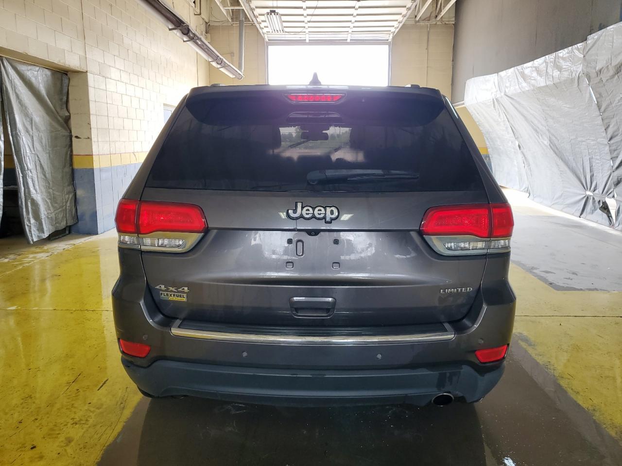 2015 Jeep Grand Cherokee - Image 6