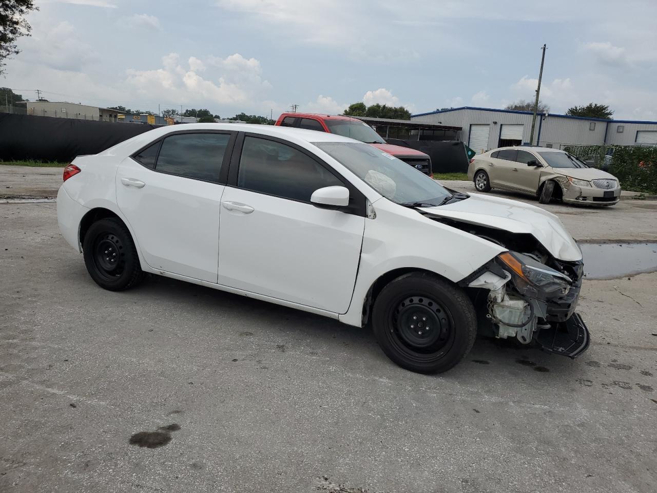 VIN 2T1BURHE0JC041866 2018 TOYOTA COROLLA no.4