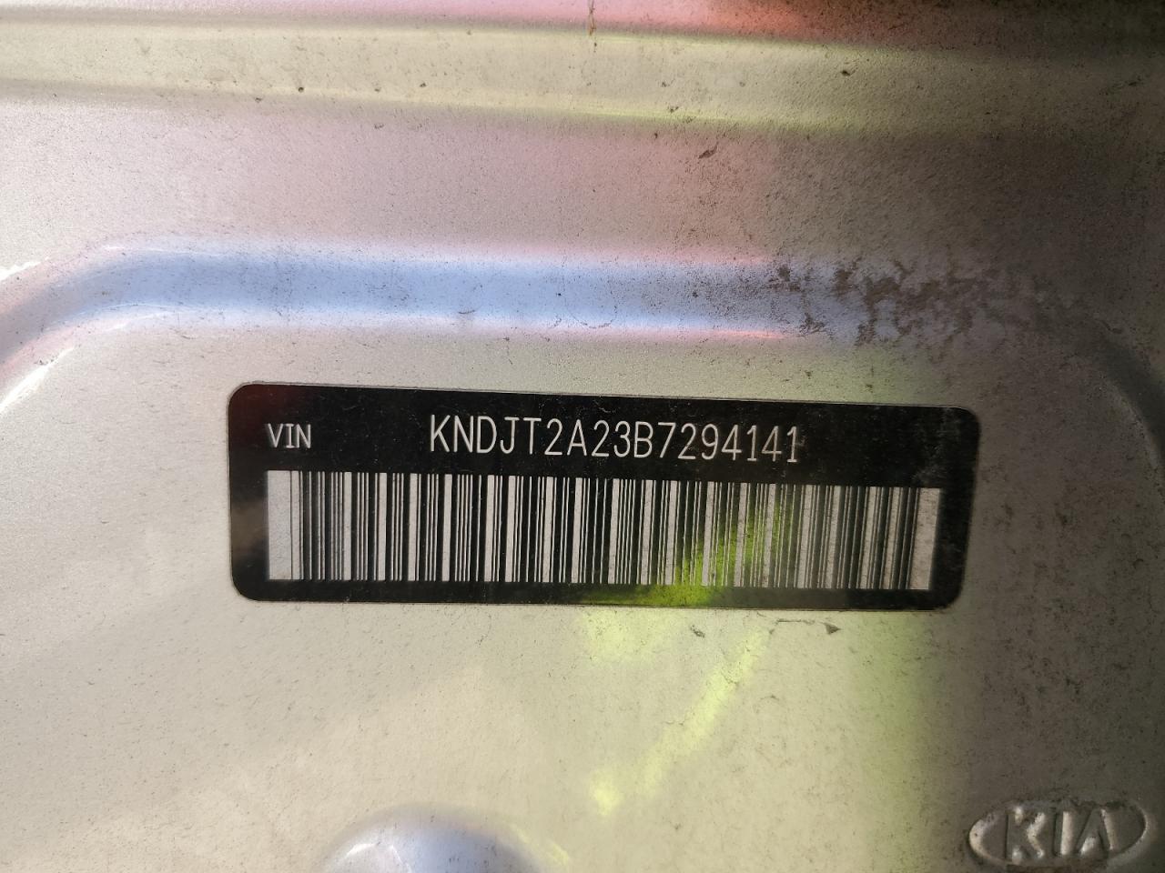 2011 Kia Soul + VIN: KNDJT2A23B7294141 Lot: 68821314