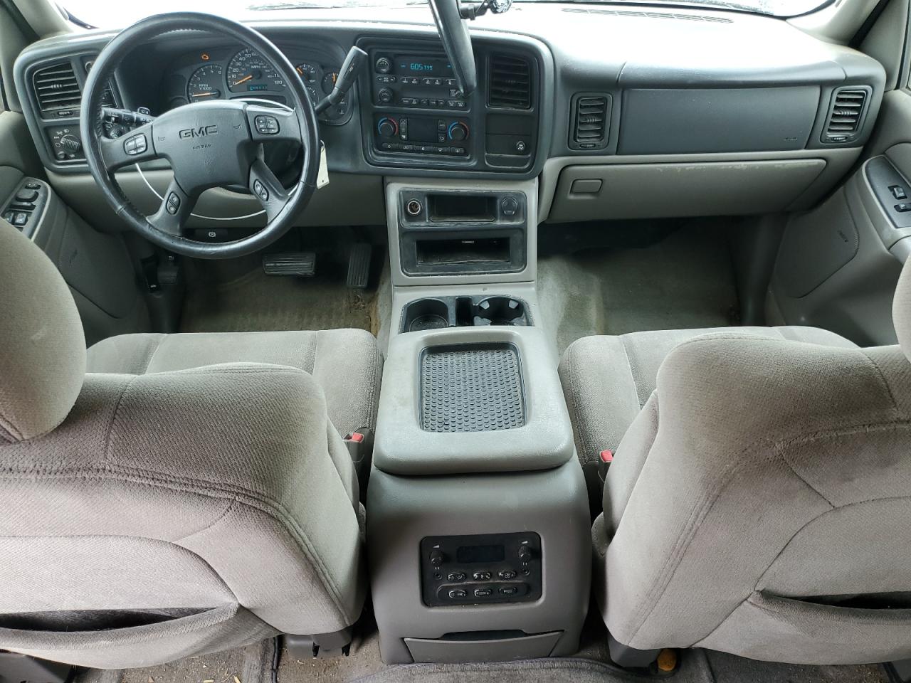 2005 GMC Yukon VIN: 1GKEK13T45J261827 Lot: 64165874