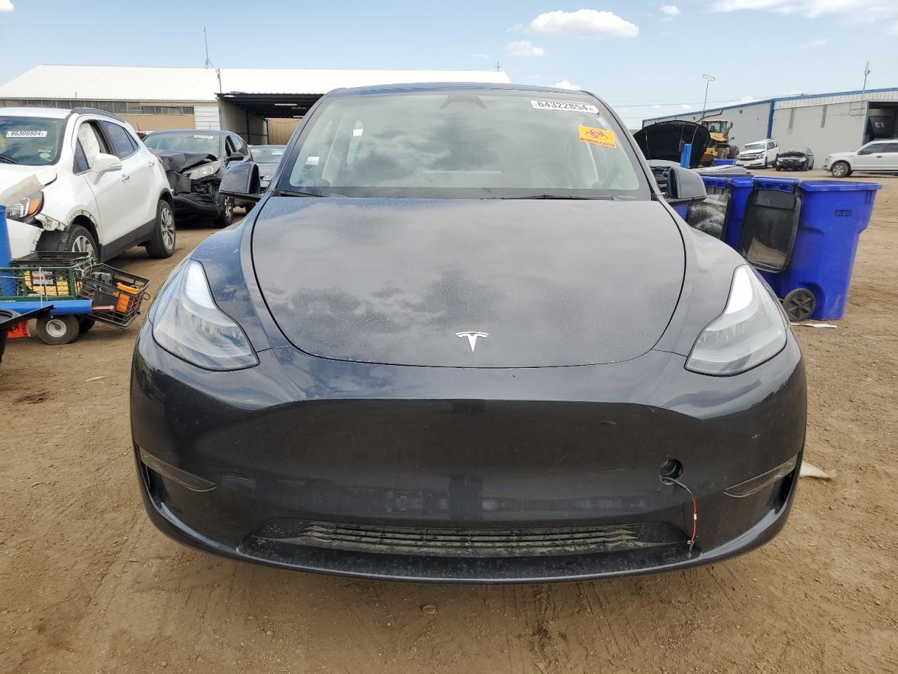 2024 Tesla Model Y VIN: 7SAYGDEE9RF072858 Lot: 64322854