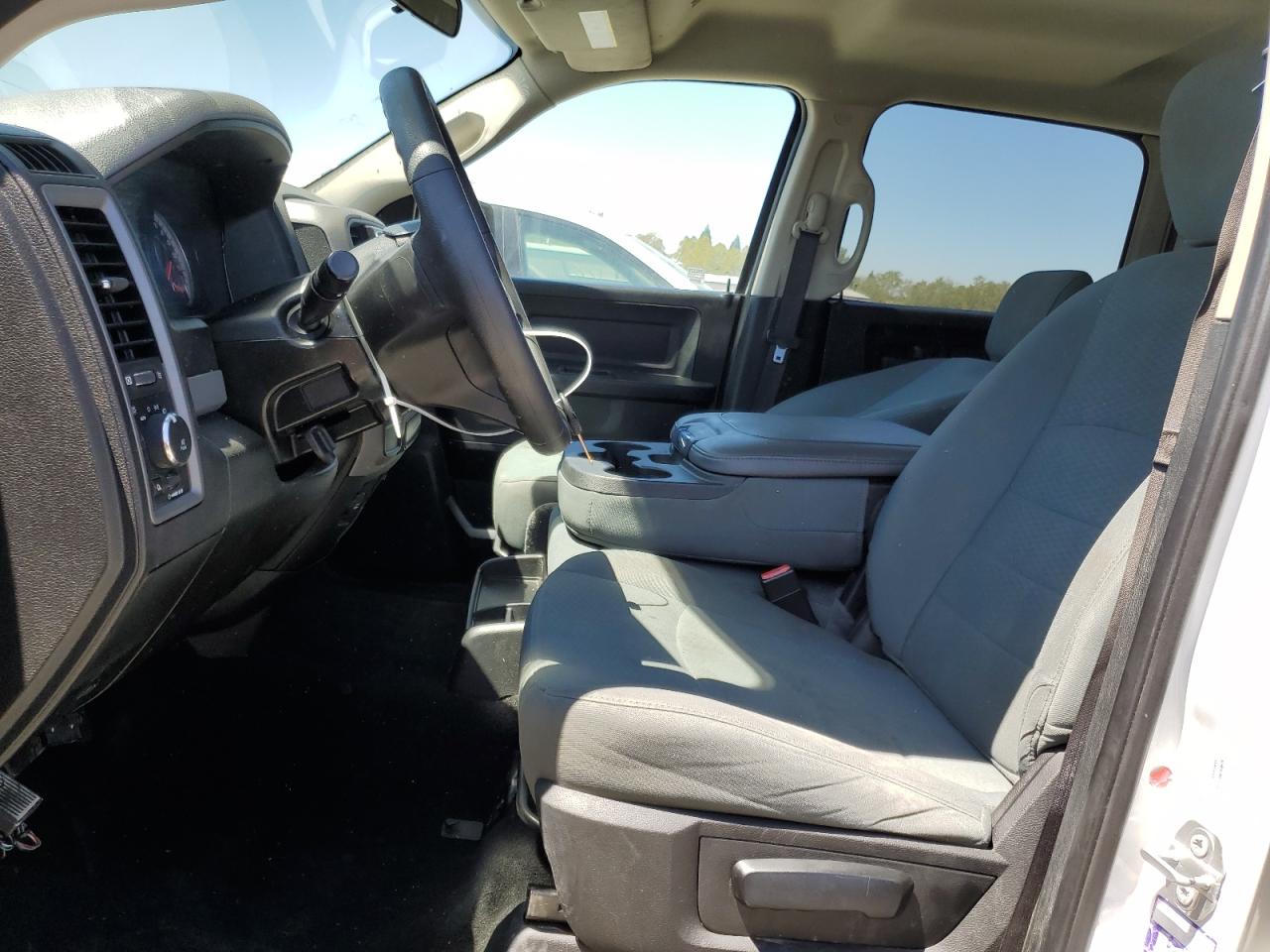 2019 Ram 1500 Classic Tradesman VIN: 1C6RR6KG8KS520942 Lot: 66784794