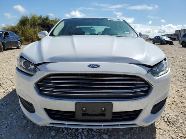  FORD FUSION 2016 Biały