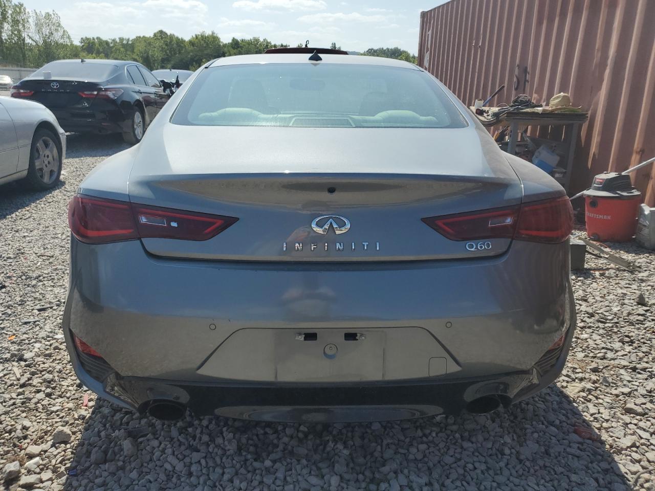 JN1EV7EK7HM360514 2017 Infiniti Q60 Premium