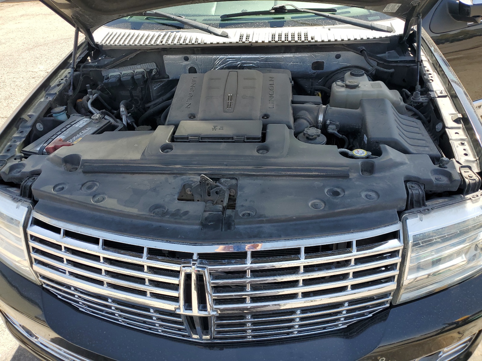 5LMJJ3H52EEL03786 2014 Lincoln Navigator L