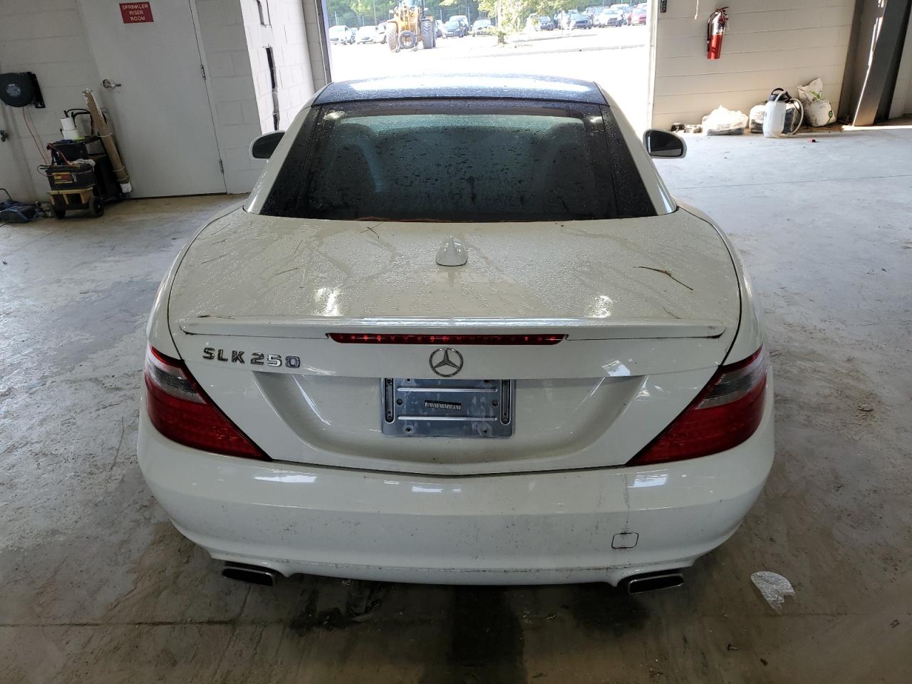 2013 Mercedes-Benz Slk 250 VIN: WDDPK4HA7DF058306 Lot: 62414684