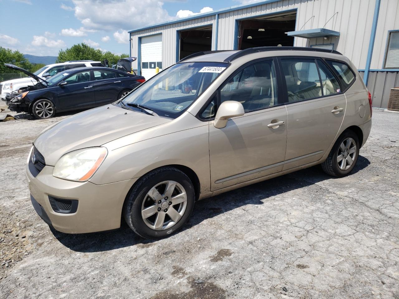 2008 Kia Rondo Base VIN: KNAFG525787152787 Lot: 67441804