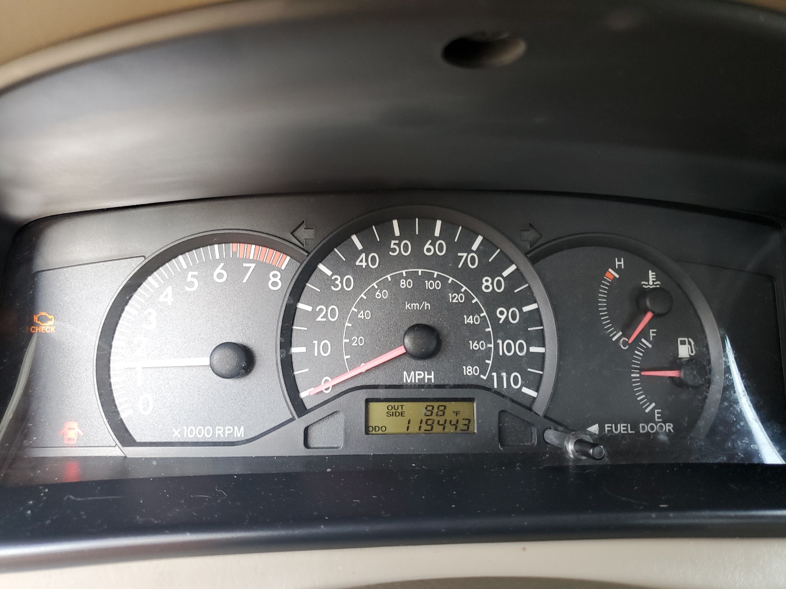 2T1BR32E65C428113 2005 Toyota Corolla Ce