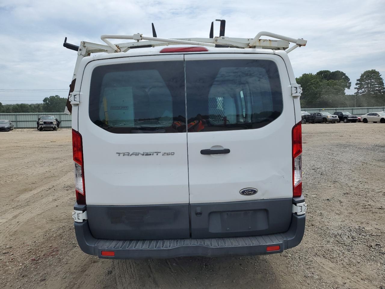 2016 Ford Transit T-250 VIN: 1FTYR1ZM5GKA47141 Lot: 67019884