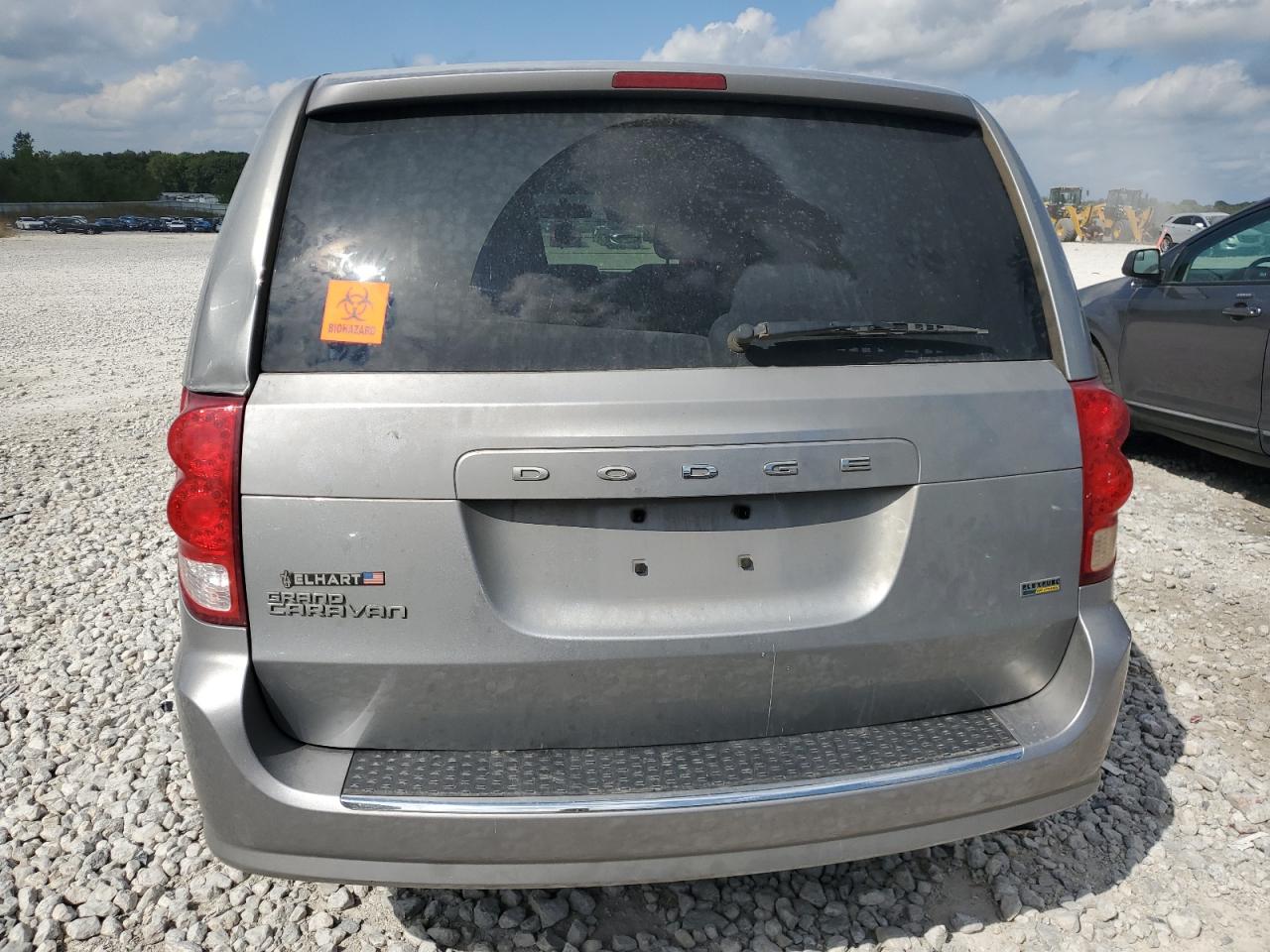 2C4RDGBG7FR507300 2015 Dodge Grand Caravan Se