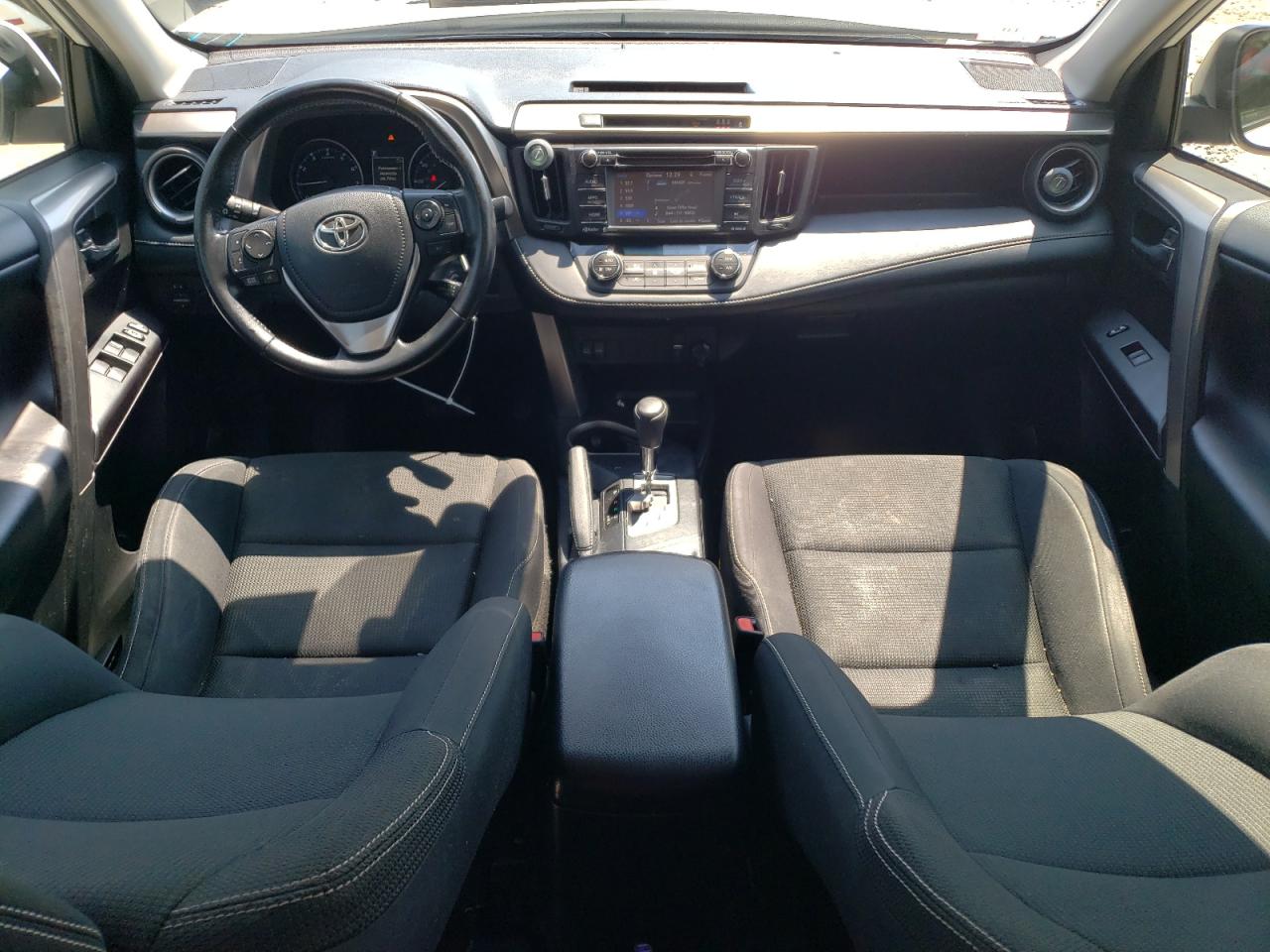 2017 Toyota Rav4 Xle VIN: JTMRFREVXHJ145471 Lot: 66014974