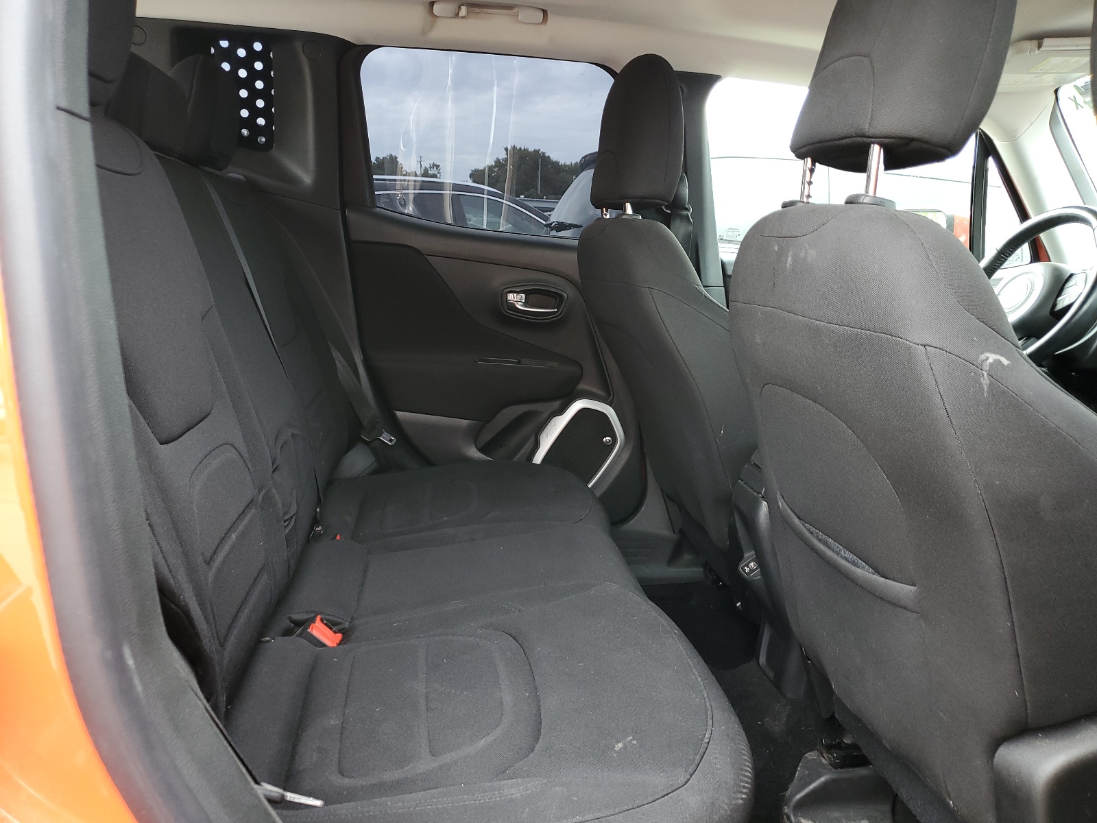 ZACCJBBB4JPH62747 2018 Jeep Renegade Latitude