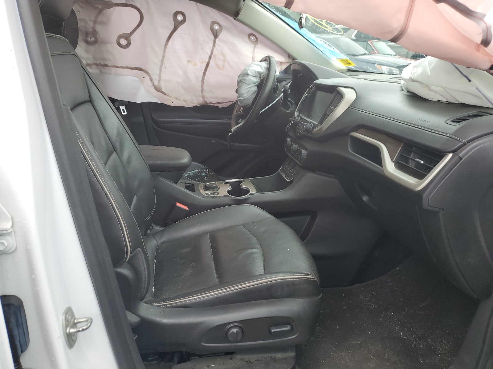 3GKALXEXXJL261462 2018 GMC Terrain Denali