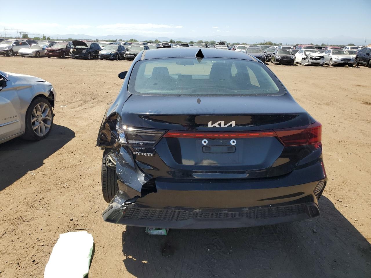 3KPF24AD3NE472544 Kia Forte FE 6