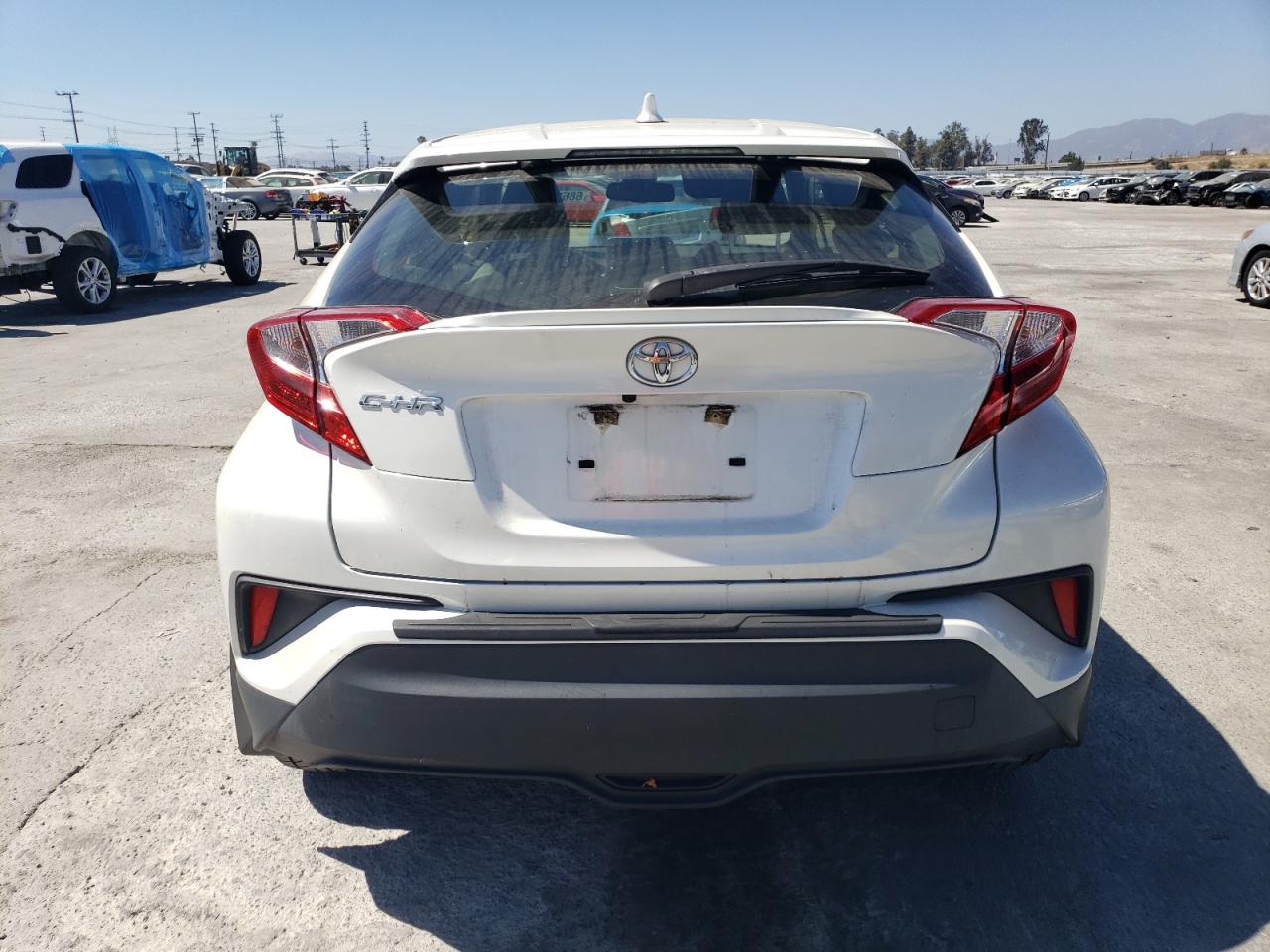 JTNKHMBX4K1047821 2019 Toyota C-Hr Xle