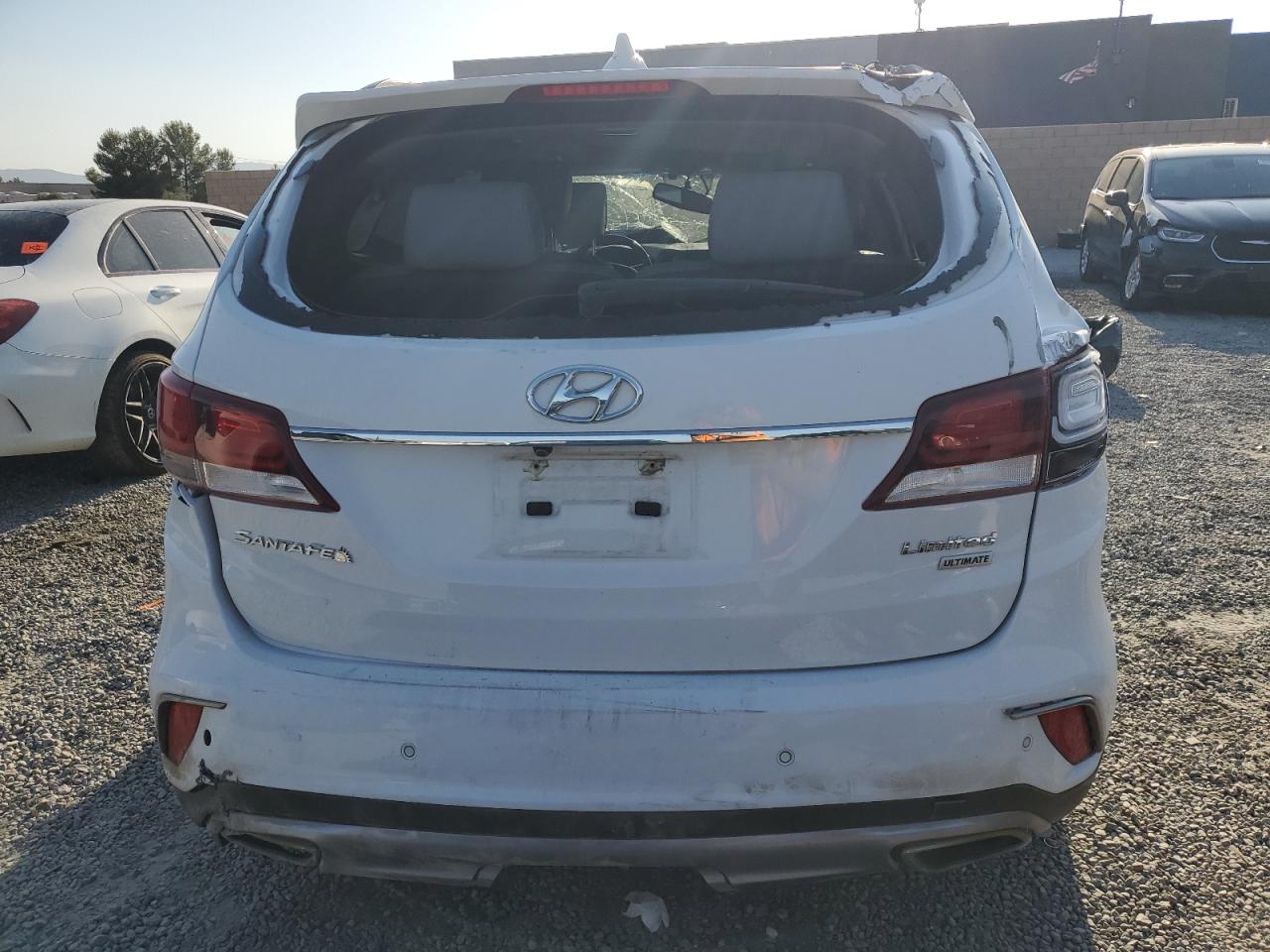 KM8SR4HF8HU239908 2017 Hyundai Santa Fe Se Ultimate