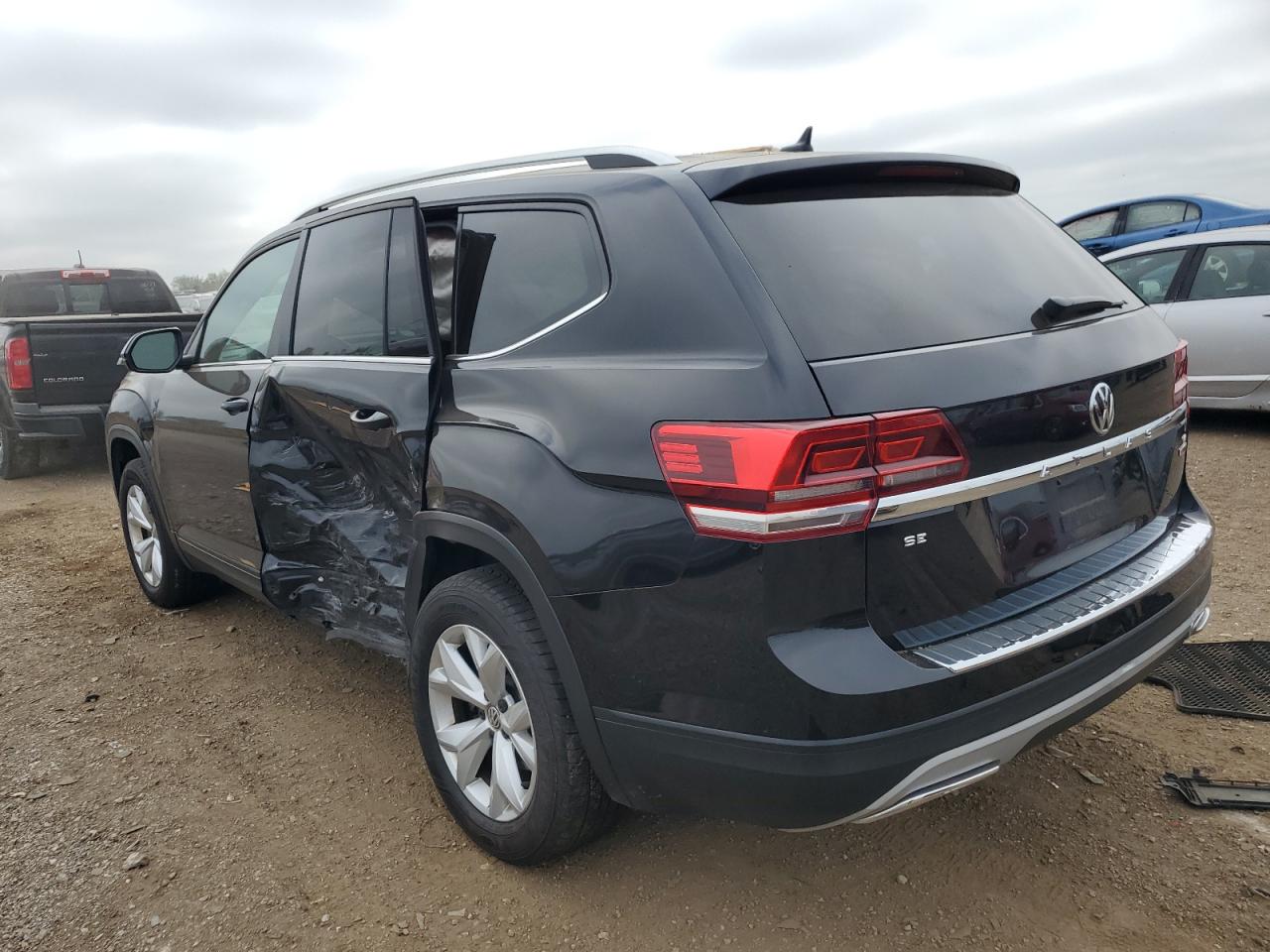 1V2KR2CA9JC540301 2018 VOLKSWAGEN ATLAS - Image 2