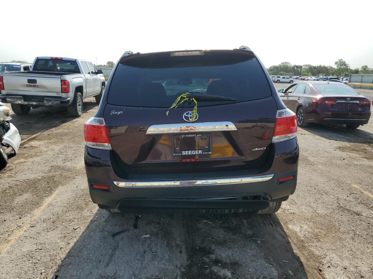 5TDBK3EH3DS227074 2013 Toyota Highlander Base