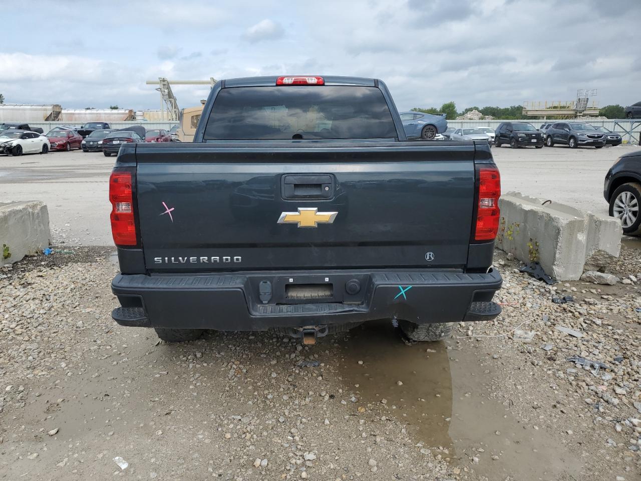 3GCUKNEH8JG125963 2018 Chevrolet Silverado K1500