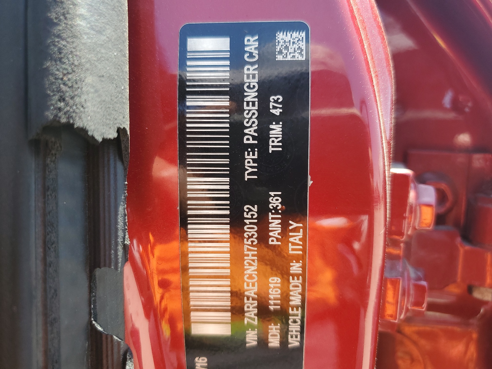 ZARFAECN2H7530152 2017 Alfa Romeo Giulia Ti