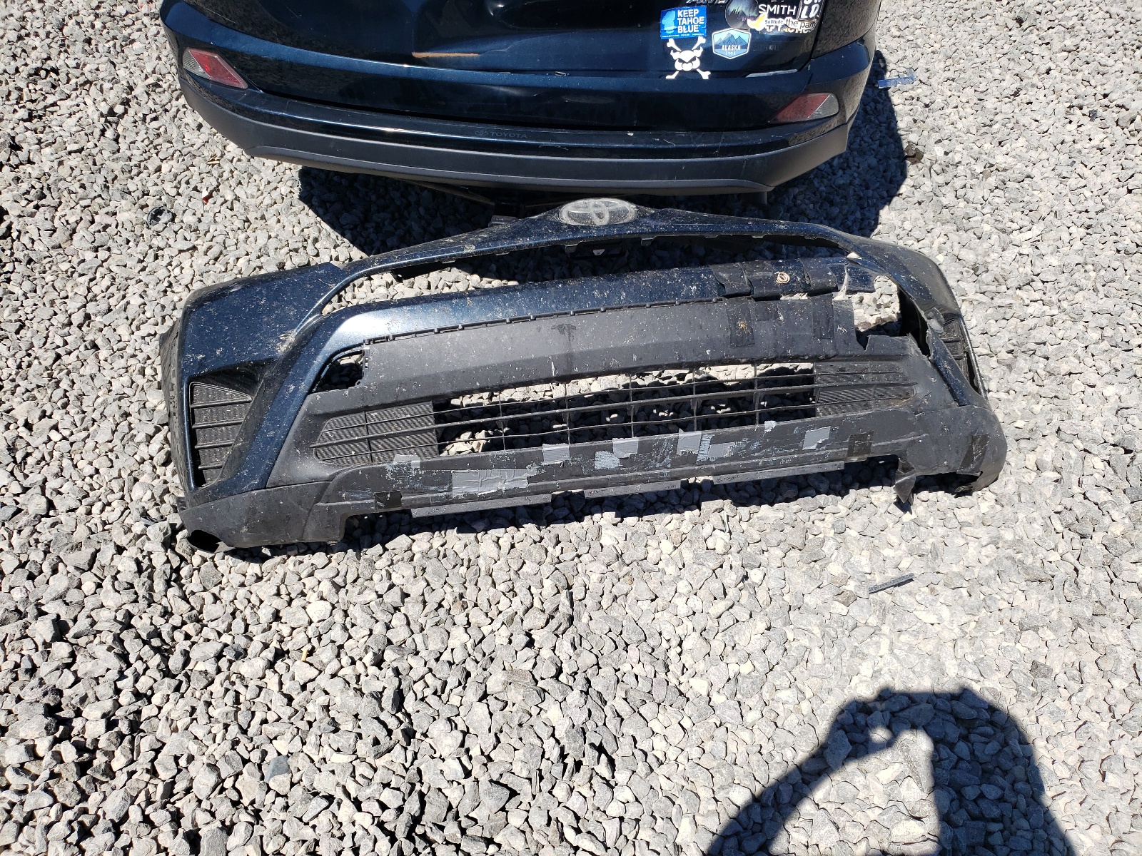 JTMBFREV4HJ711044 2017 Toyota Rav4 Le