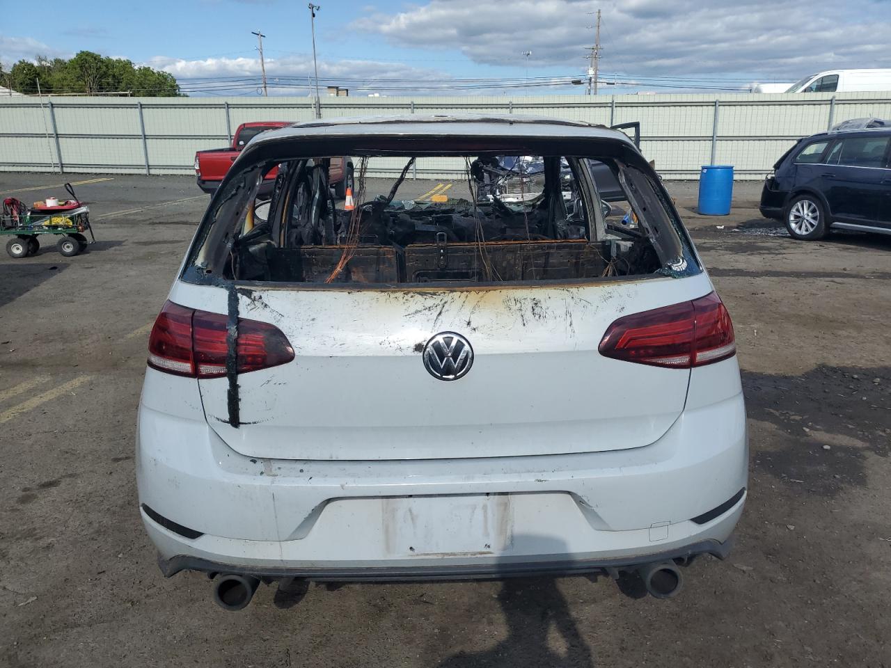 VIN 3VW5T7AU9KM033180 2019 VOLKSWAGEN GTI no.6