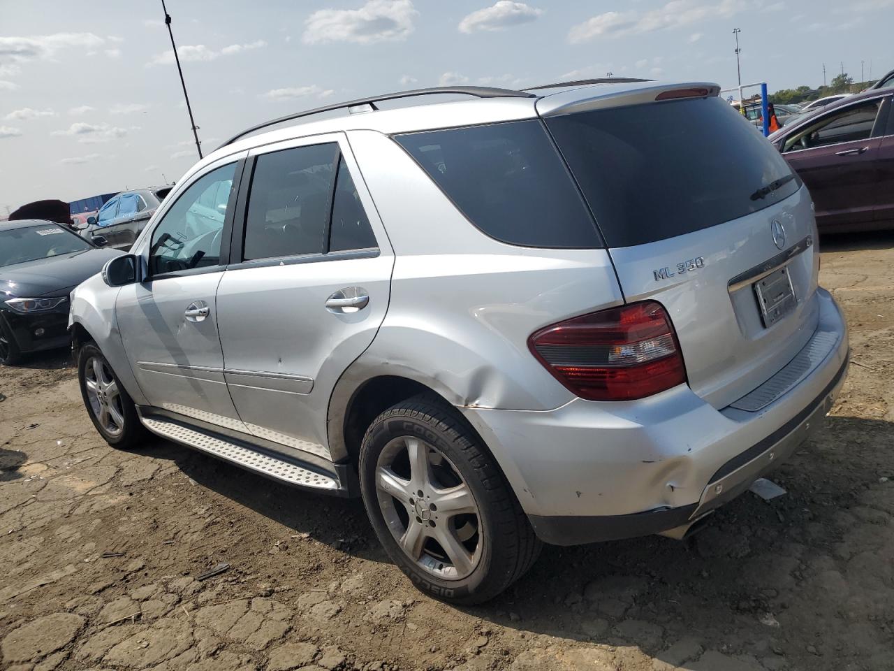 2007 Mercedes-Benz Ml 350 VIN: 4JGBB86E77A249562 Lot: 68519944