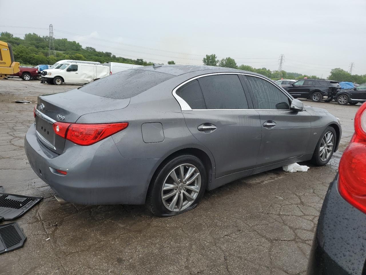 VIN JN1EV7AR5HM831966 2017 INFINITI Q50 no.3