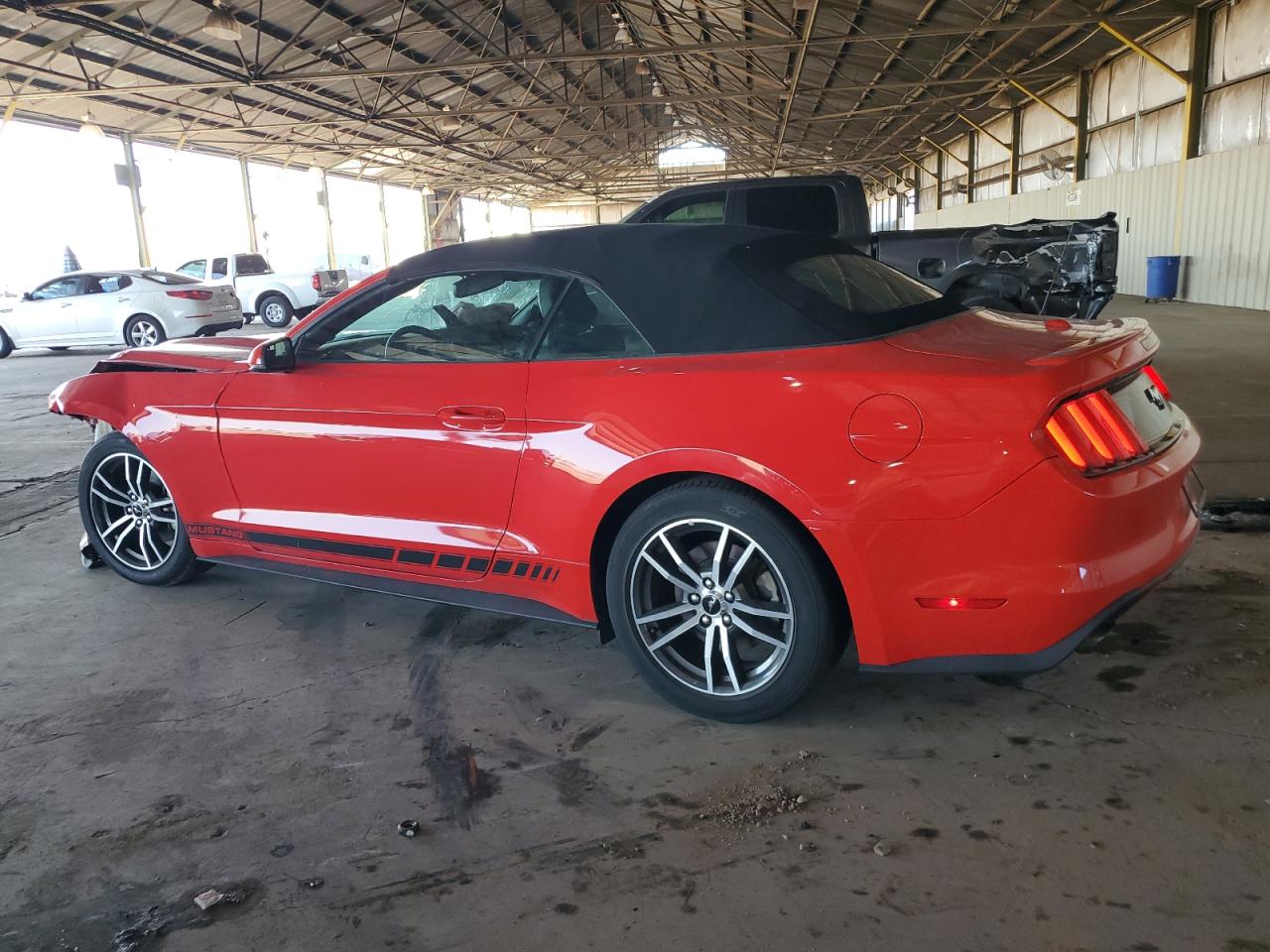 1FATP8UH9G5247429 2016 Ford Mustang