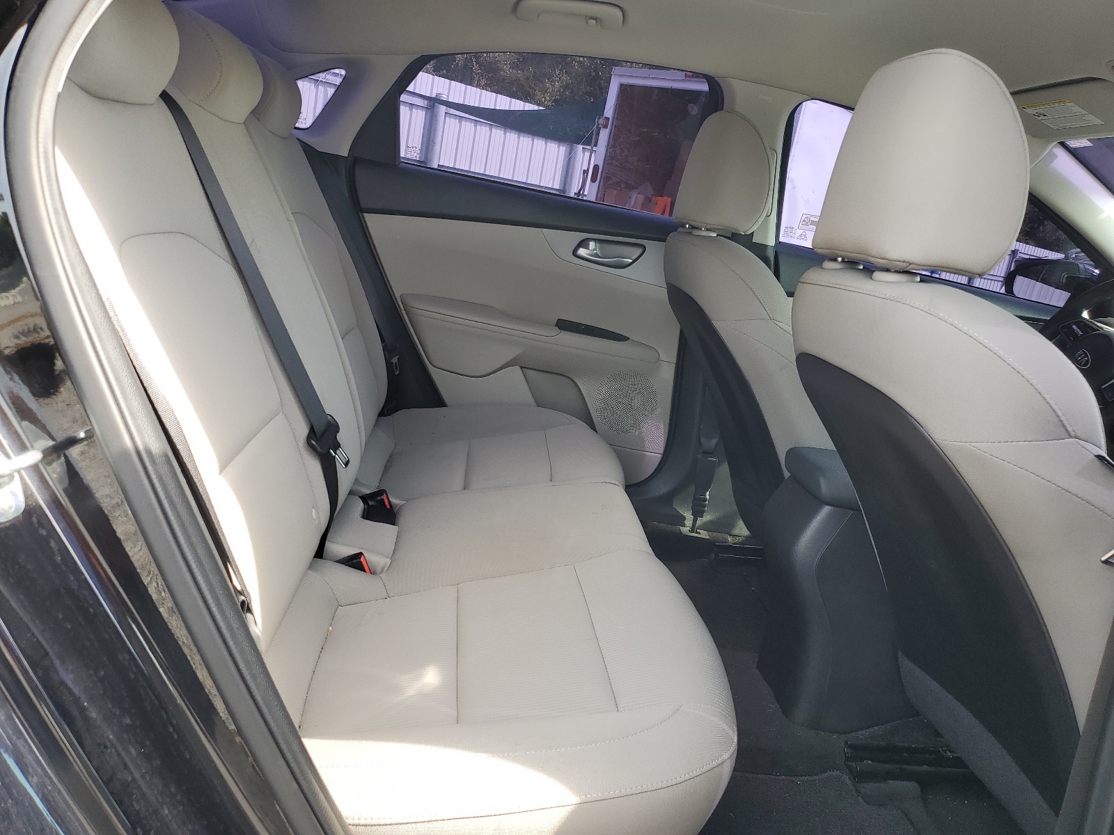 3KPF24AD1ME389404 2021 Kia Forte Fe