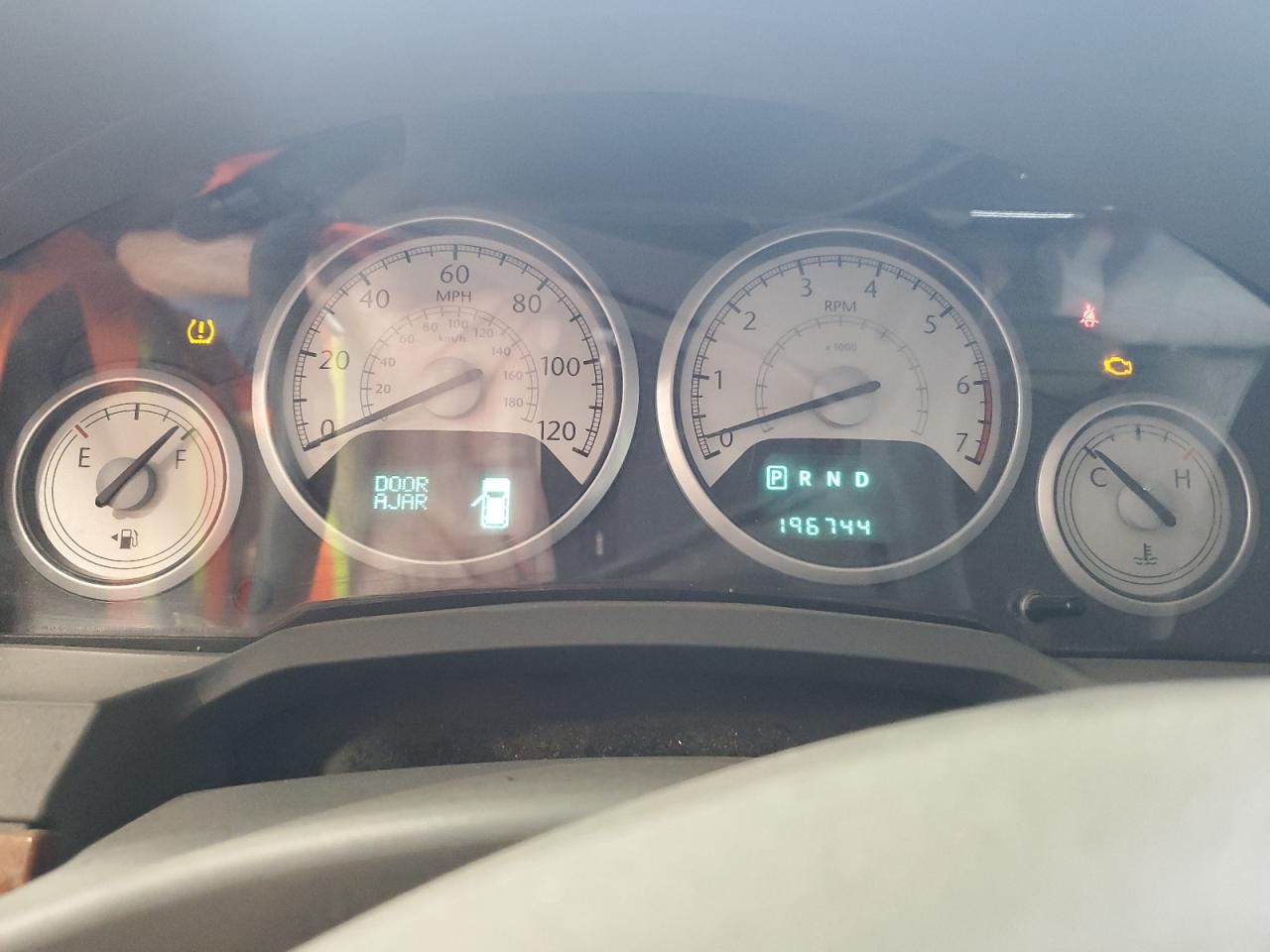 2008 Chrysler Town & Country Touring VIN: 2A8HR54P58R802700 Lot: 65968384