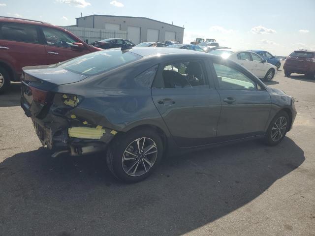 3KPF24AD5RE709413 Kia Forte LX 3