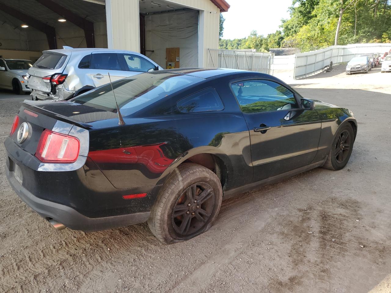 2012 Ford Mustang - Image 3